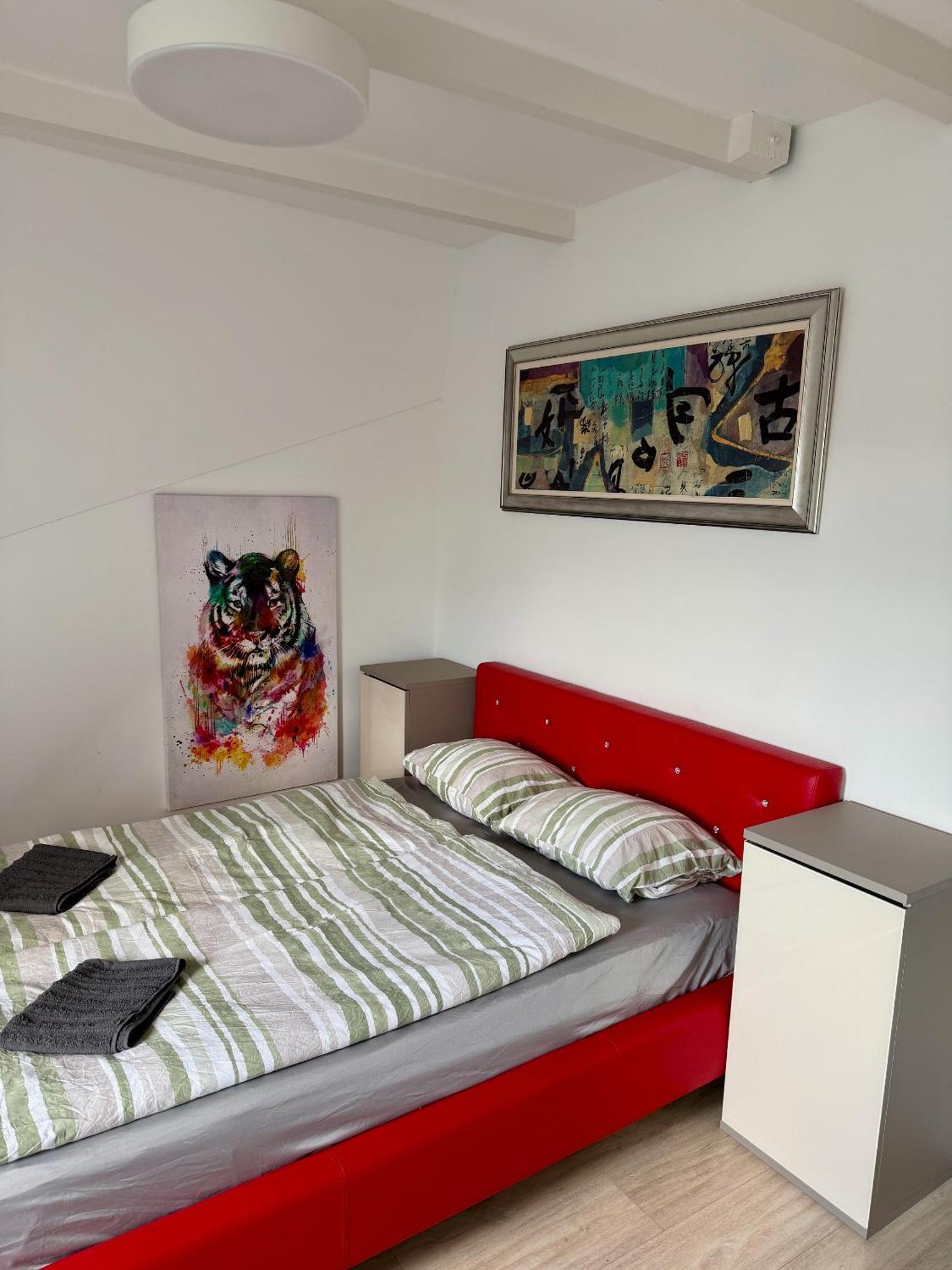 R77 Apartment Downtown - Penthouse Budapest Exterior foto